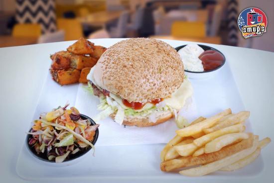 Smug's Sousse