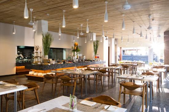 Reef Restaurant at Maya Sanur
