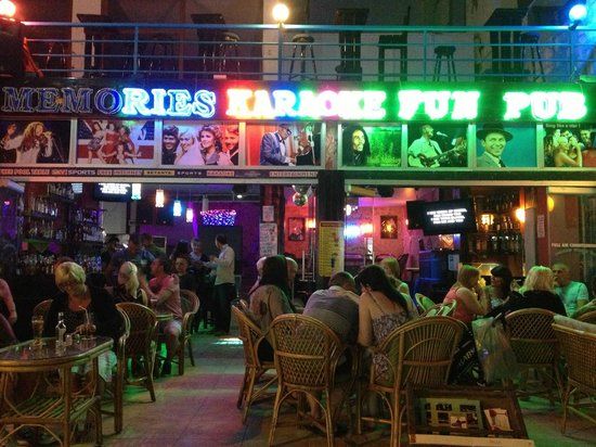 Memories Karaoke Fun Pub